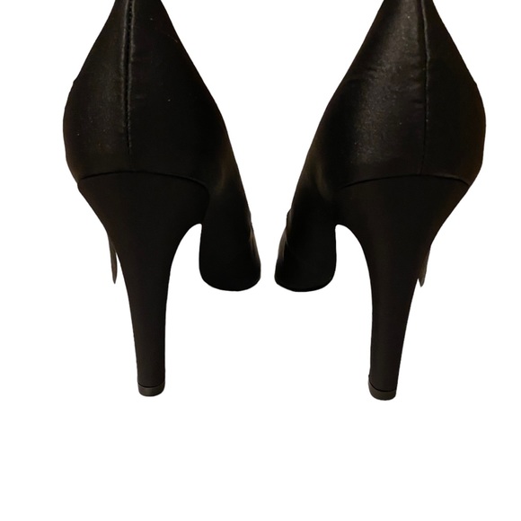 NEW Good American Black Satin Pumps Heels 4” high - Picture 4 of 7